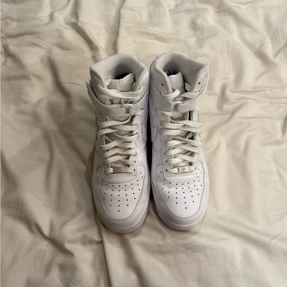 Nike Men’s Air Force One High Tops Size 9